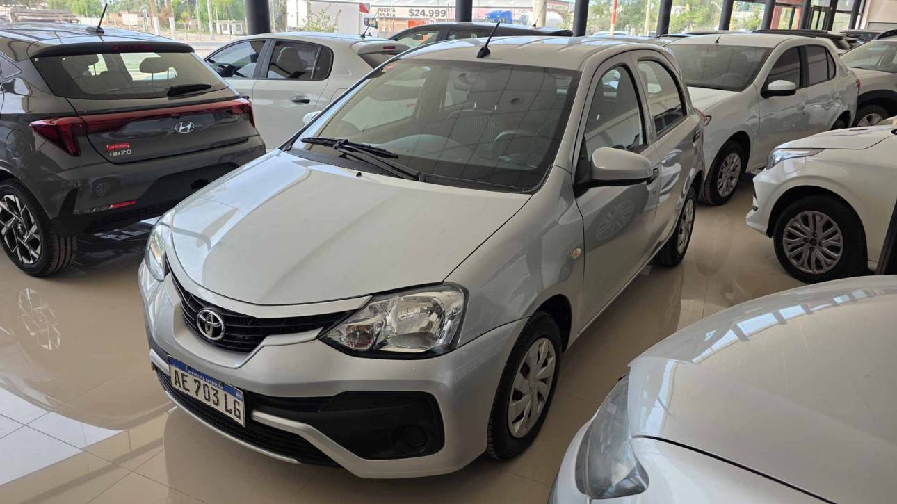 Toyota Etios 1.5 X GMT