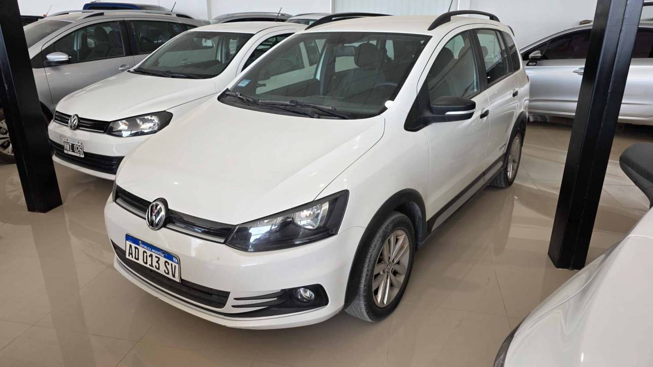 VW Suran 1.6 16V Track