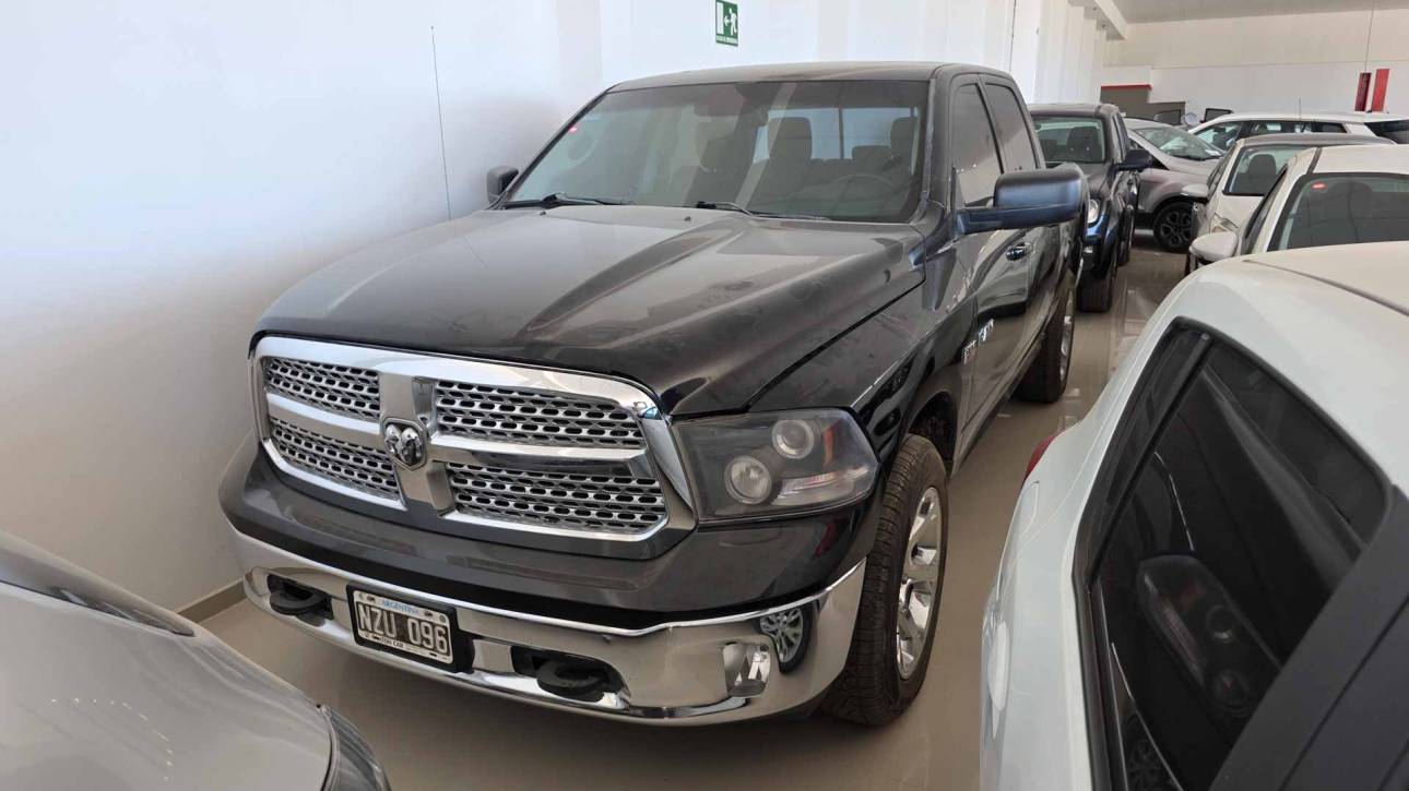Ram 1500 Laramie 4×4