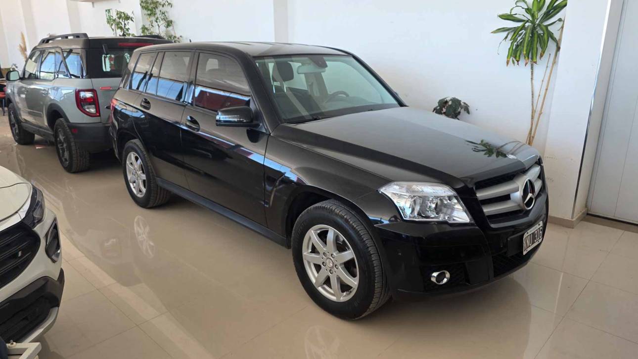 Mercedez Benz GLK 300 4 Matic