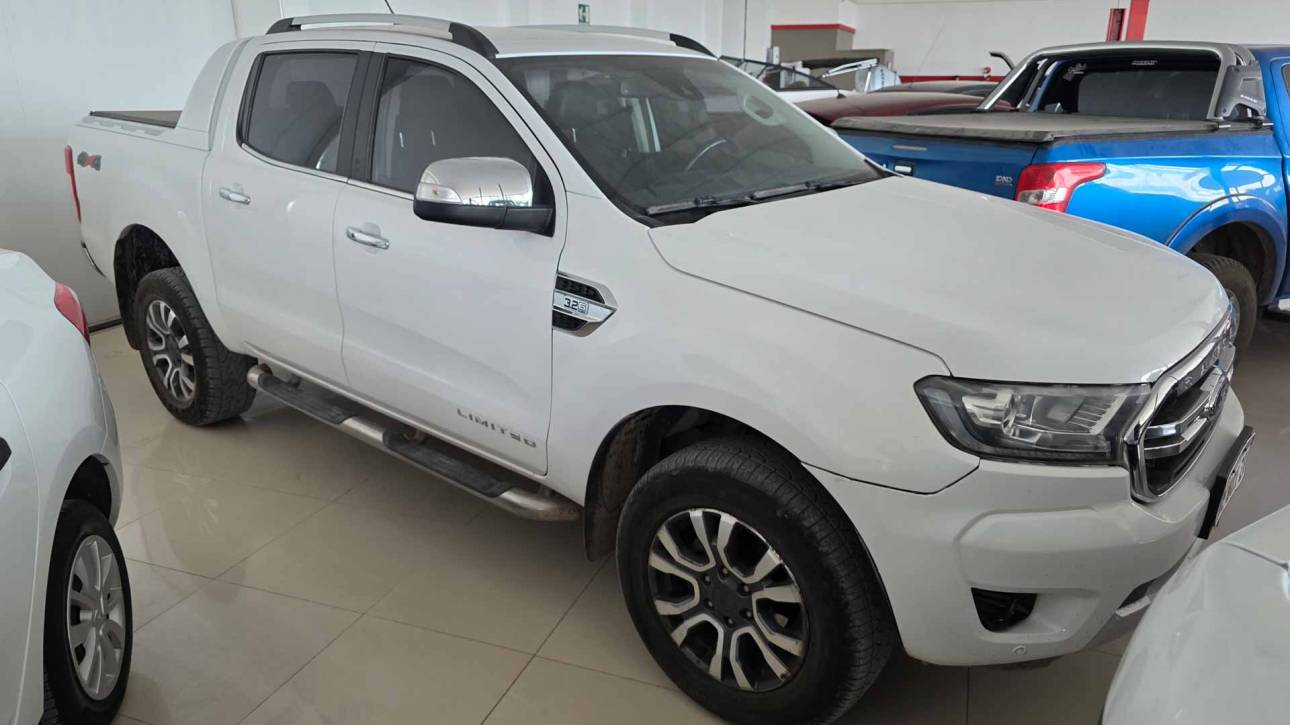 Ford Ranger DC 4X4 LTD AT 3.2L