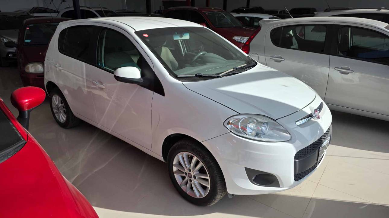 Fiat Palio Essence