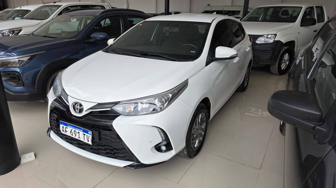 Toyota Yaris XLS