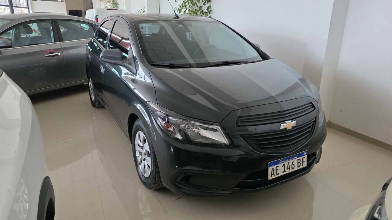 Chevrolet Onix Joy+