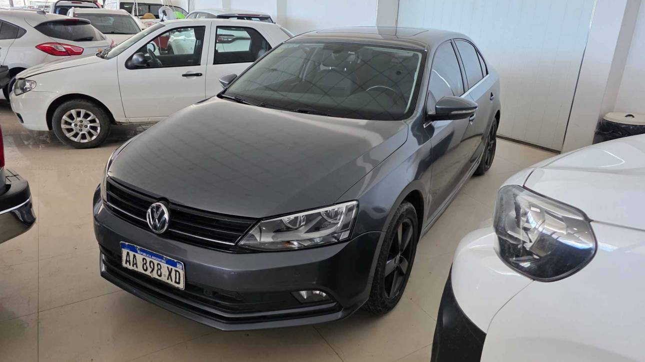 WV Vento 1.4 TSI DSH Highline