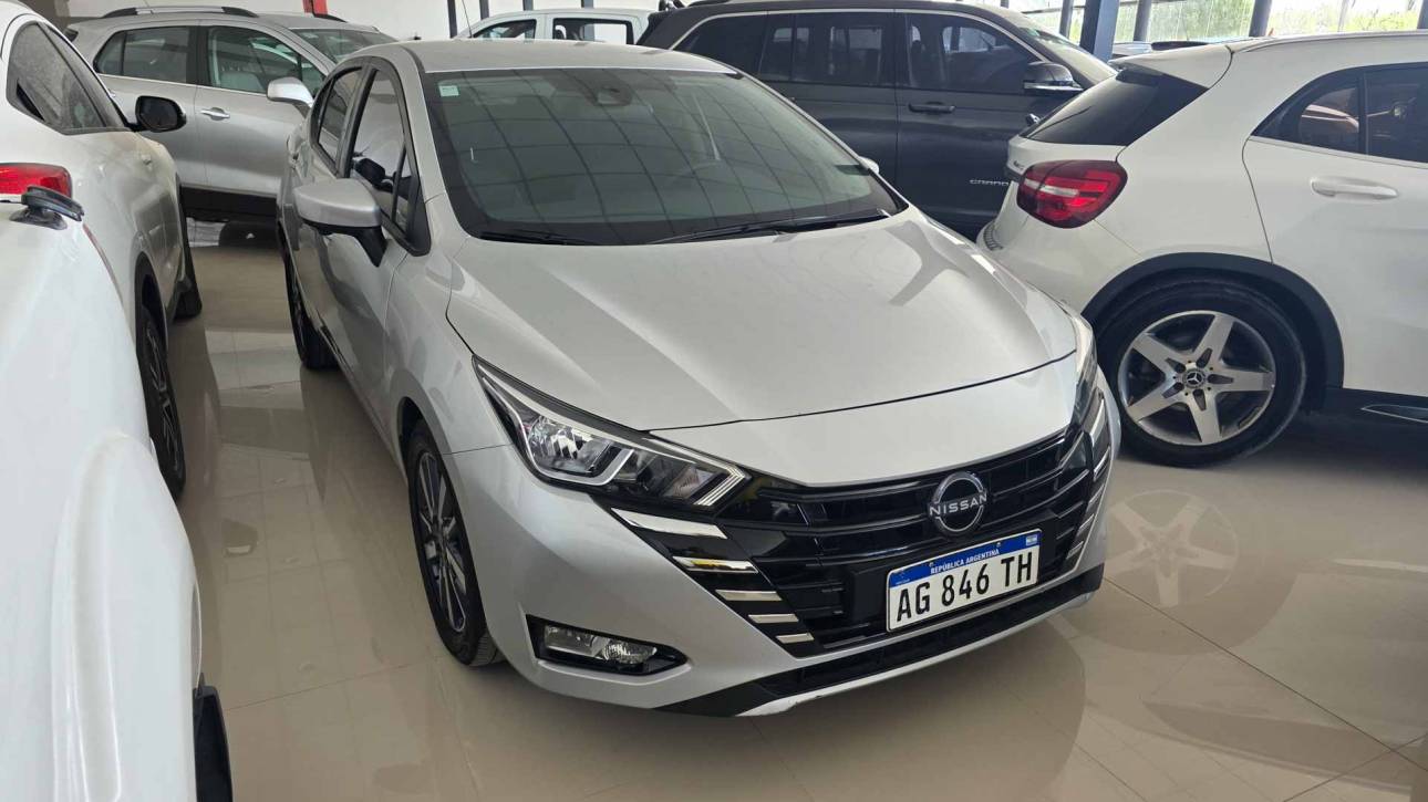Nissan Versa 1.6 Advance CVT