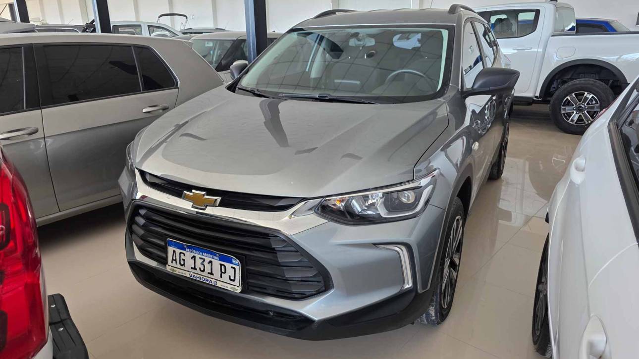 Chevrolet Tracker 1.2T AT